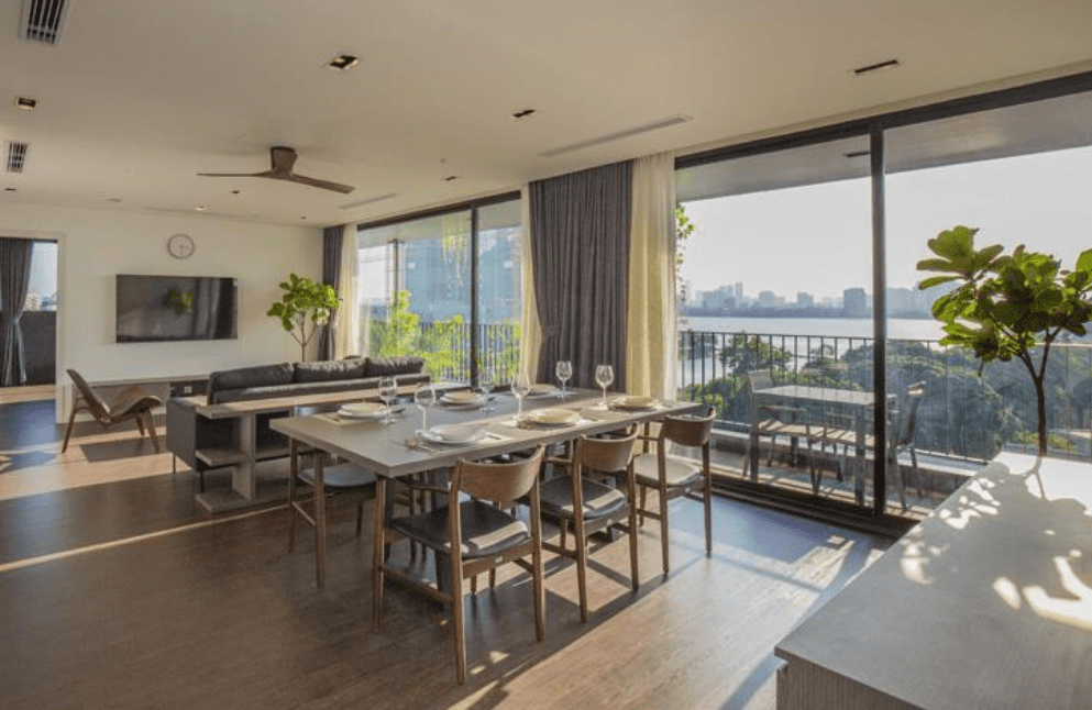 How to choose the ideal dining table in accordance with the style and luxury space - OkelaWood