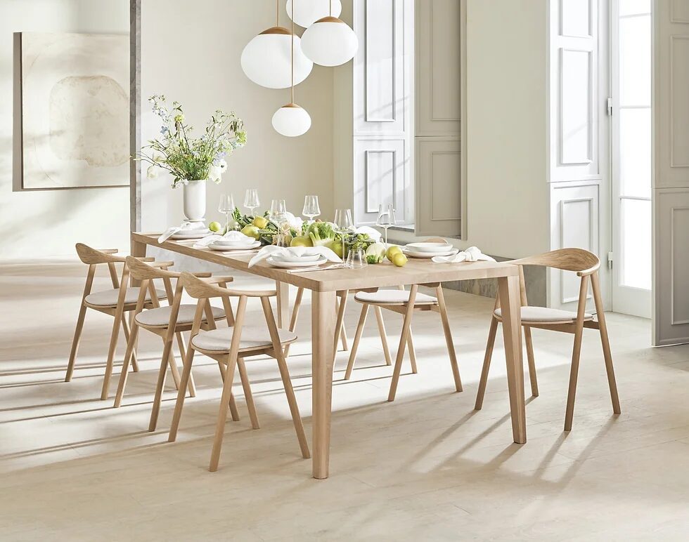 How to choose the ideal dining table in accordance with the style and luxury space - OkelaWood