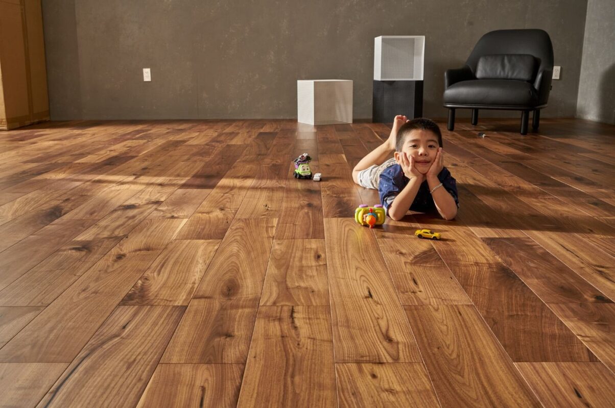 12 Outstanding Advantages of Wooden Furniture - OkelaWood