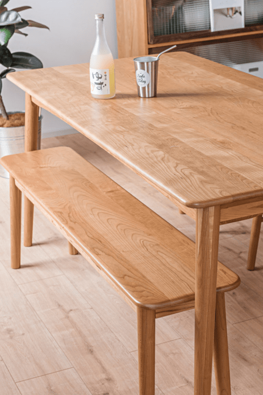 Key Factors in Selecting an Elegant Natural Wood Table - OkelaWood